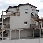 Apartment Madzari - Ciovo - Pool Trogir