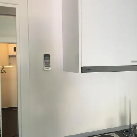 Madzari - Ciovo - Pool Apartman *