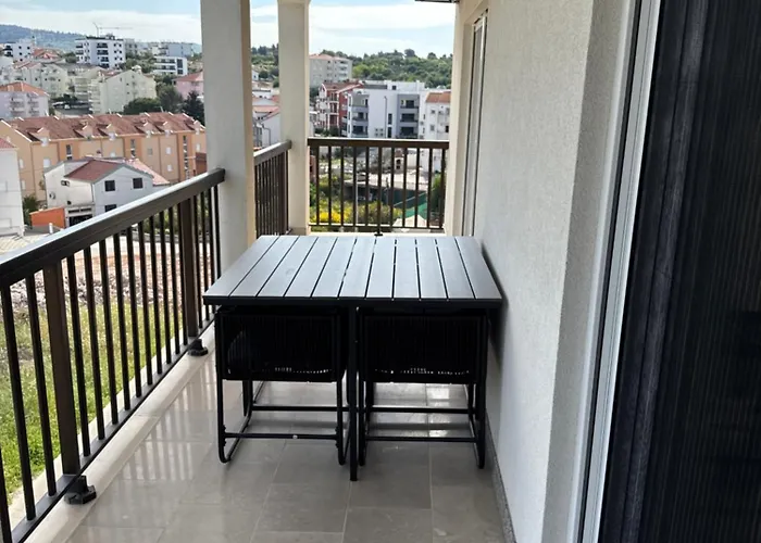 Апартаменты Madzari - Ciovo - Pool Трогир