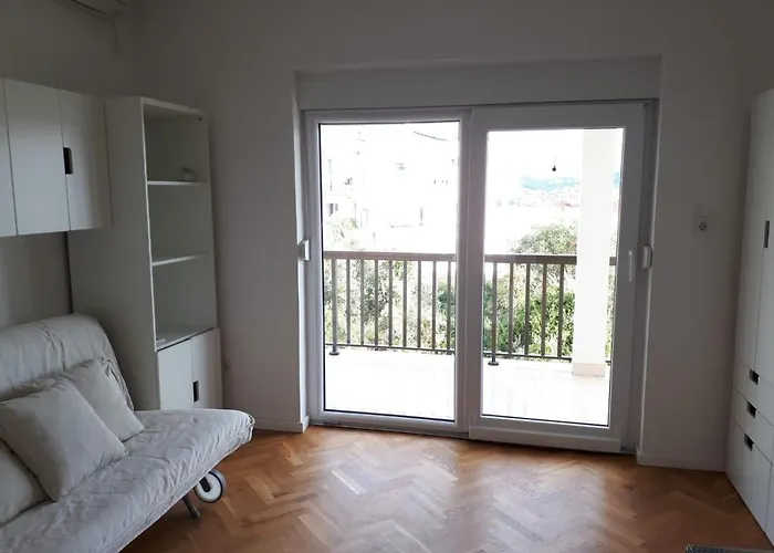 Madzari - Ciovo - Pool Апартаменты